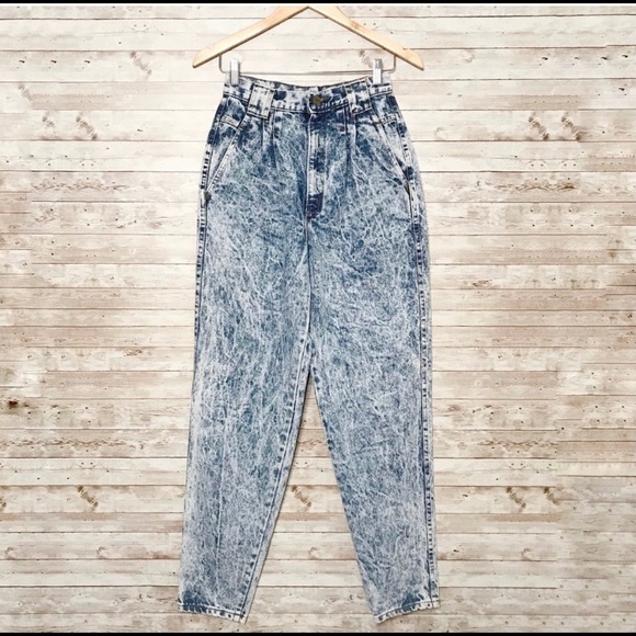 Vintage Chic Acid Wash High Rise Mom Jeans Sz 4 - Picture 1 of 12